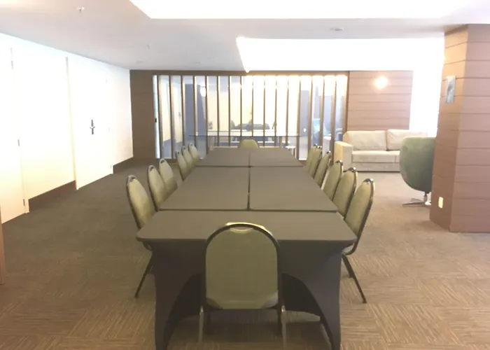 Master Cosmopolitan Moinhos De Vento Hotel 4*